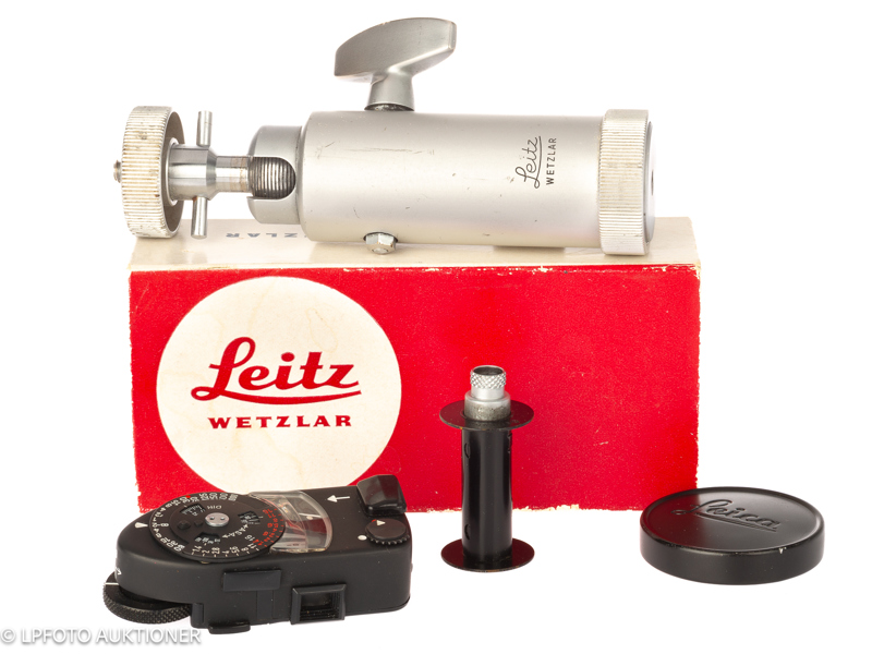 Lot with Leica accessories