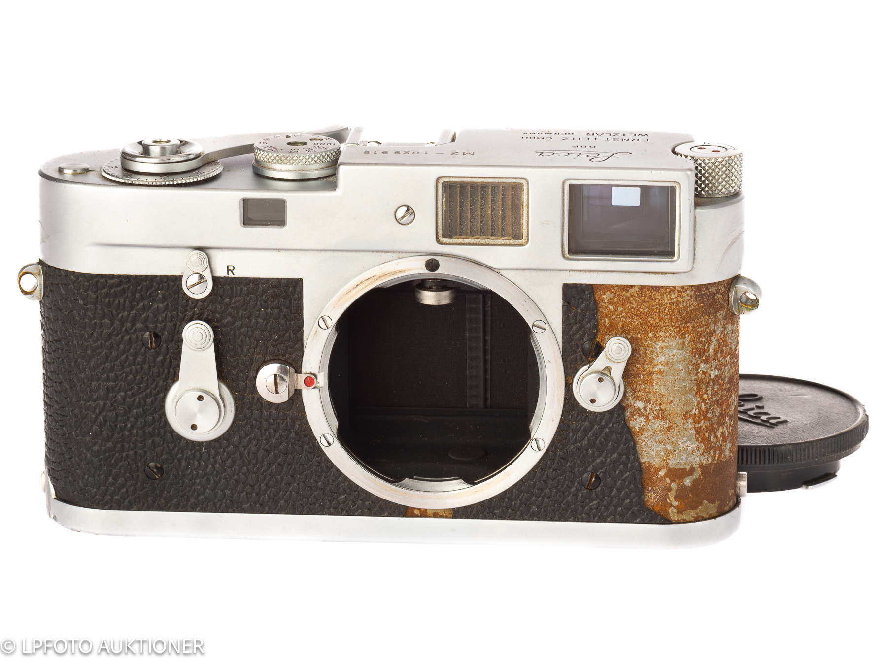 Leica M2 No.1029919 | Auction
