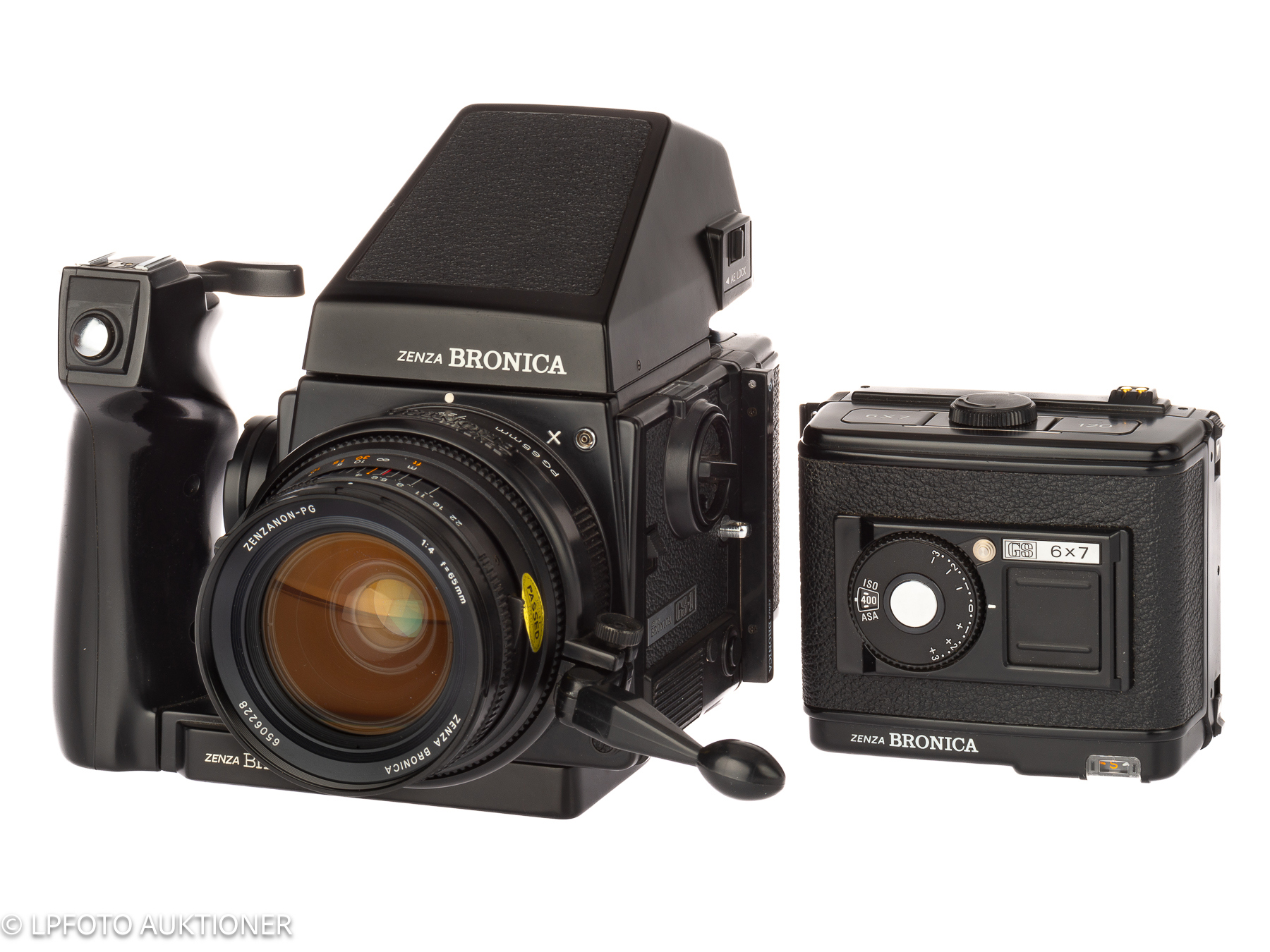 ゼンザブロニカ Zenza Bronica GS-1 Bronica GS-1 - Camera-wiki.org - The free camera encyclopedia