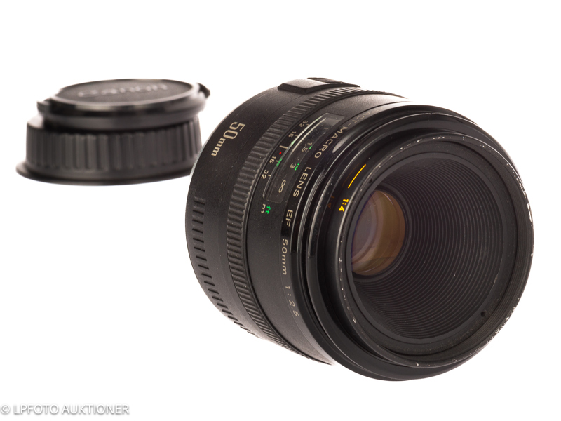 Canon Compact-Macro Lens EF 2.5/50mm No.151251