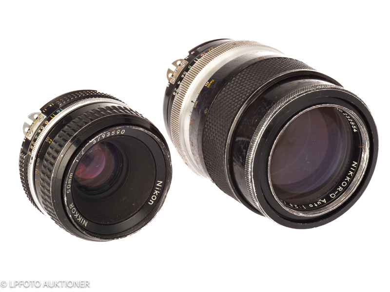 Lot with two Nikon Lenses