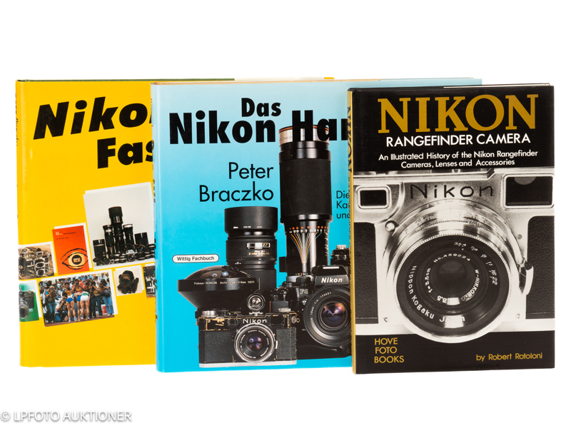 Lot with Nikon litterature