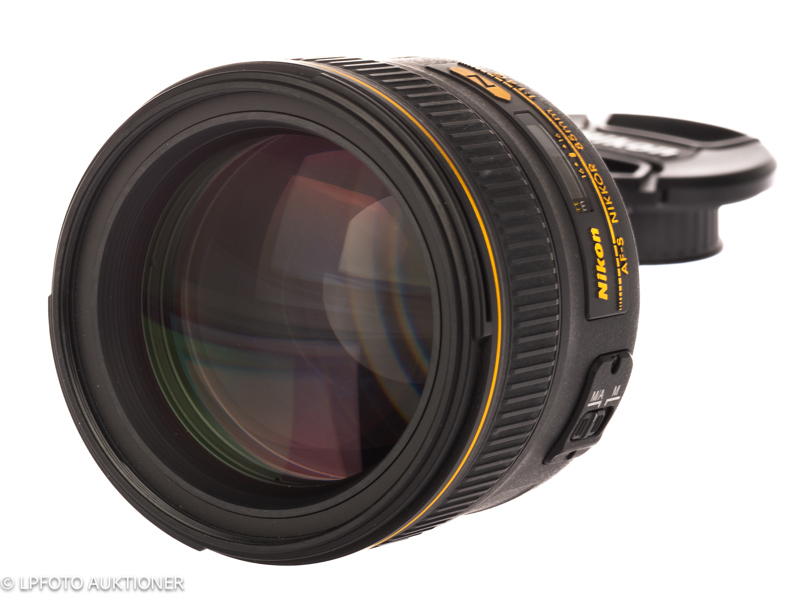 AF-S Nikkor 1.4/85mm G No.208396
