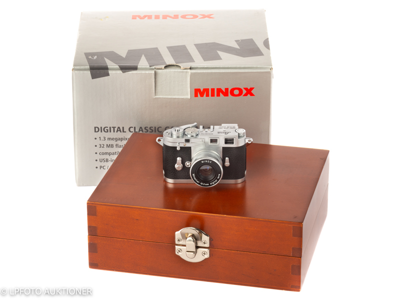 Minox Digital Classic Camera Leica M3 No.8003019