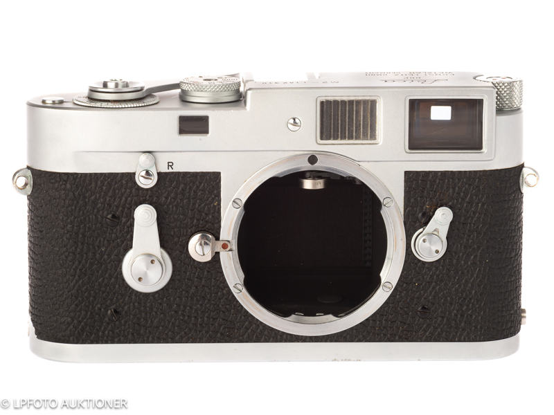 Leica M2 No.1142310