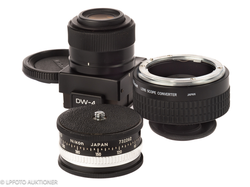 Lot with Nikon accessories
