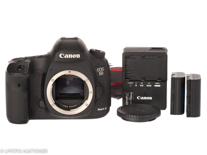 CANON EOS 5D Mark III No.383023001785