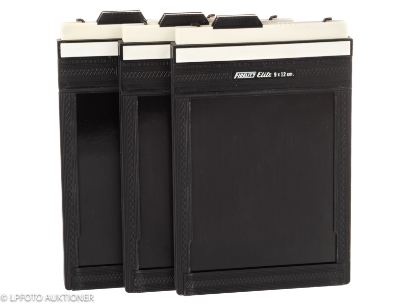 Lot with three cut film holders