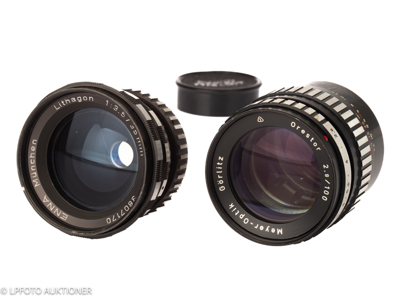 Lot with two Exakta lenses