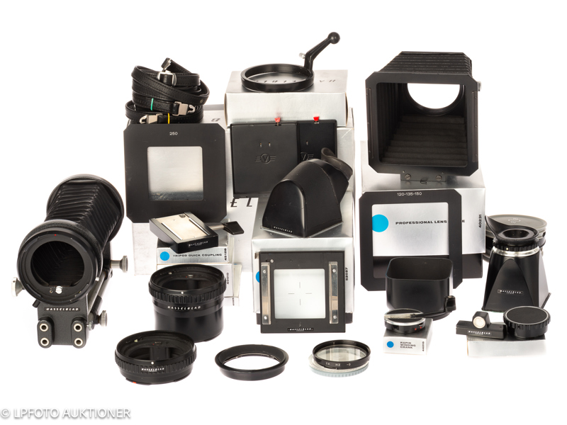 Lot with Hasselblad accessories