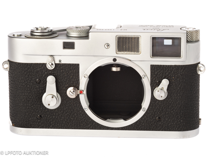 Leica M2 No.1060666