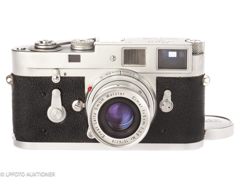 Leica M2 No.1052605