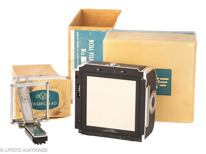 Lot with Hasselblad 1600/1000F Accessories