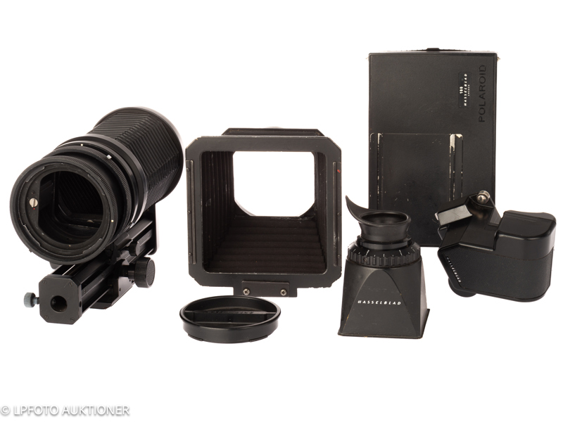 Lot with Hasselblad accessories