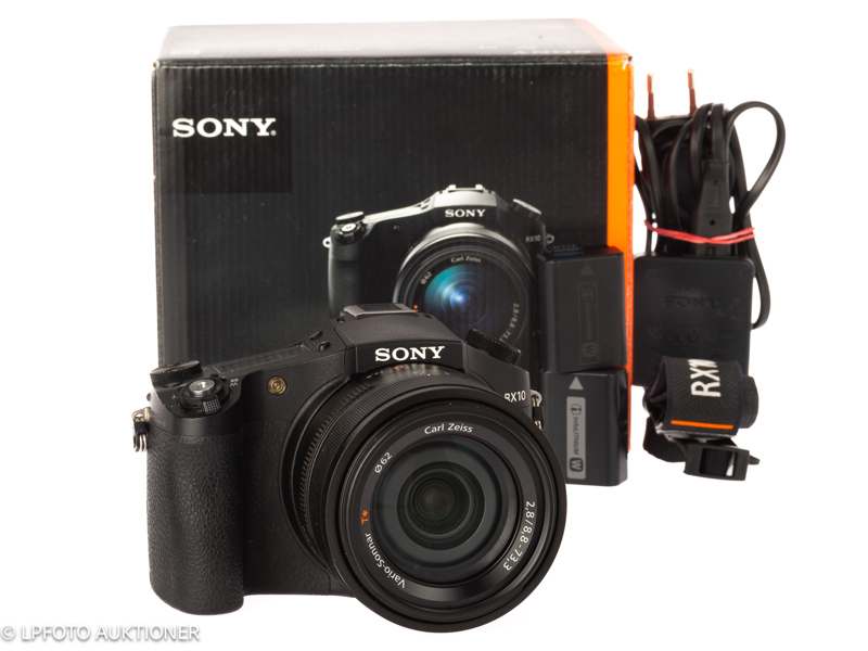 Sony Cyber-shot DSC RX10 No.2894056