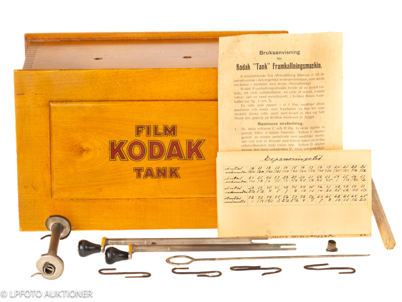 Kodak Film Tank_55824a_8de61889a31f7f9_lg.jpeg