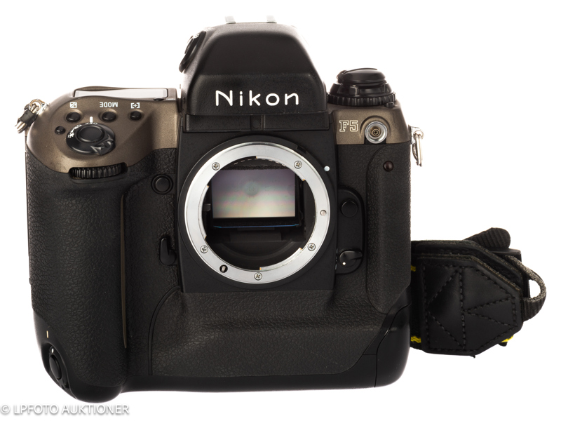 Nikon F5 "50-years" No.3115895