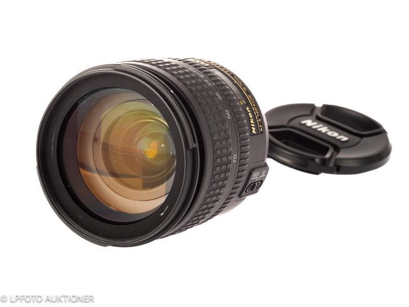 AF-S Nikkor 3.5-4.5/18-70mm G ED EX No.3236884