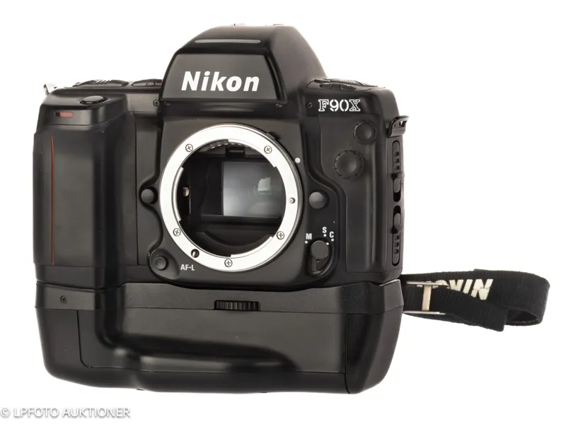 Nikon F90X No.2410187