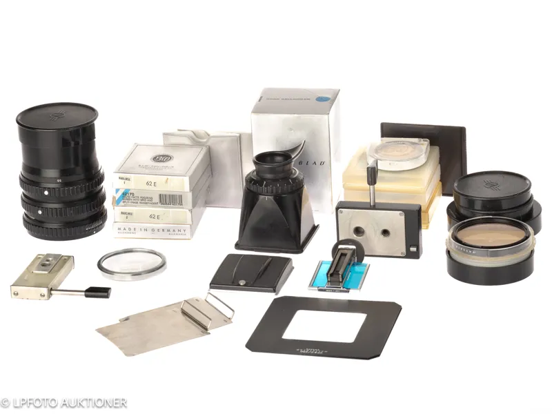 Lot with Hasselblad accessories