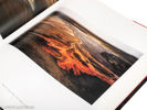 Edward Burtynsky. Manufactured Landscaped: The Photographs pf Edward Burtynsky