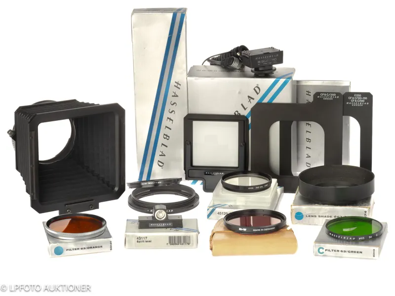 Lot with Hasselblad accessories