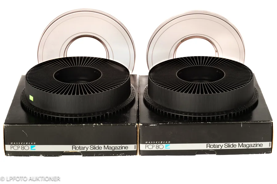 Lot with two Hasselblad PCP 80 slide magazines