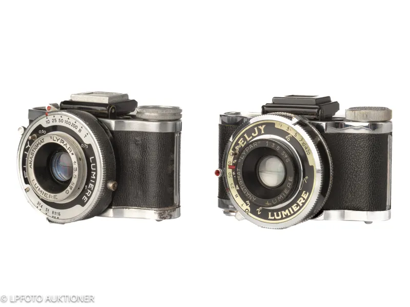 Lot with two Eljy subminiature cameras