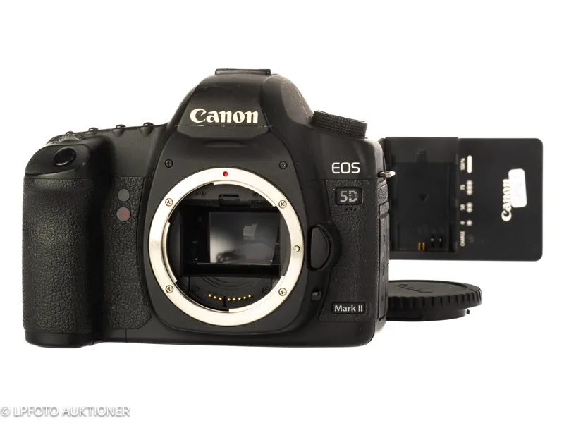 Canon EOS 5D Mark II No.0330234063