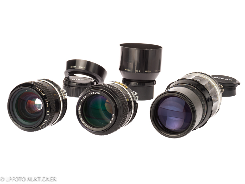 Lot with three Nikon lenses