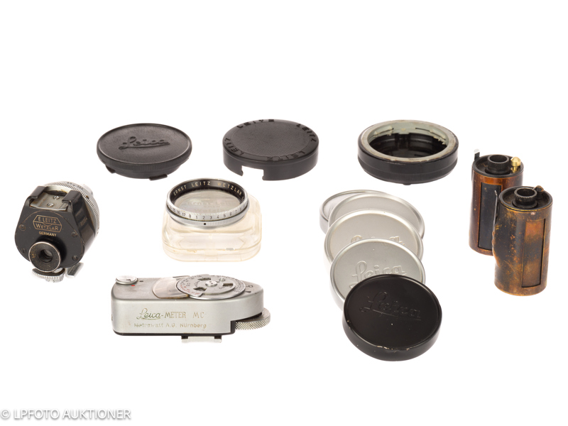 Lot with Leica accessories